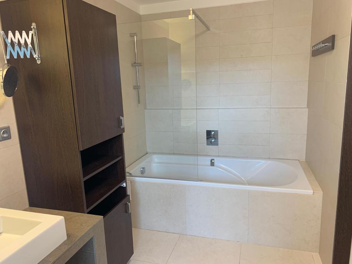 Apartman S Wellness Sluzbami Cercany Ngoại thất bức ảnh