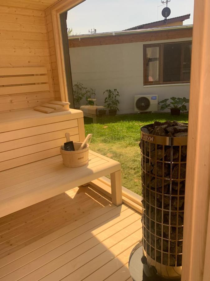 Apartman S Wellness Sluzbami Cercany Ngoại thất bức ảnh